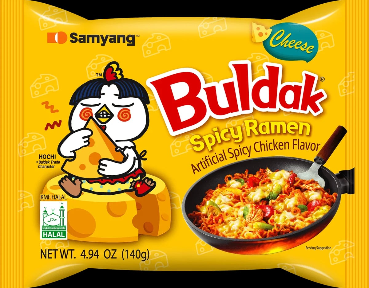 Buldak Cheese Hot Chicken Flavour Ramen 140 g packaging
